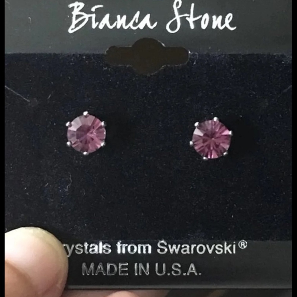 NWT Swarovski Elements Crystal Stud earrings - Picture 1 of 2